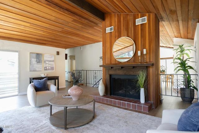 579 Laguna Road, Pasadena, CA 91105