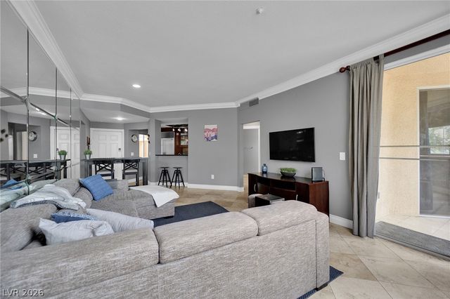 220 East Flamingo Road 117, Las Vegas, NV 89169