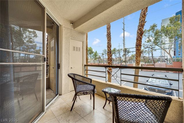 220 East Flamingo Road 117, Las Vegas, NV 89169
