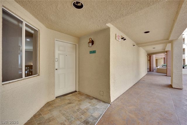 220 East Flamingo Road 117, Las Vegas, NV 89169