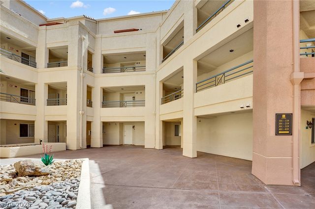 220 East Flamingo Road 117, Las Vegas, NV 89169