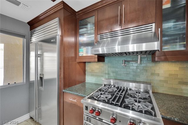 220 East Flamingo Road 117, Las Vegas, NV 89169