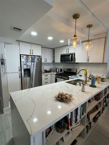 2030 S Ocean Dr 815, Hallandale Beach, FL 33009