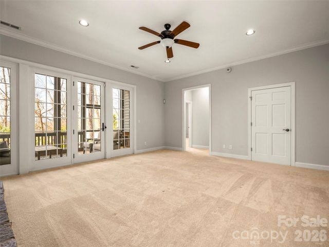 69 Old Hickory Trail, Hendersonville, NC 28739