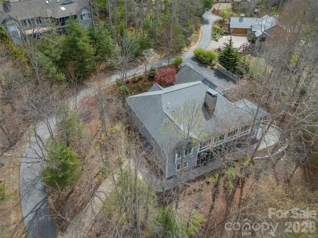 69 Old Hickory Trail, Hendersonville, NC 28739