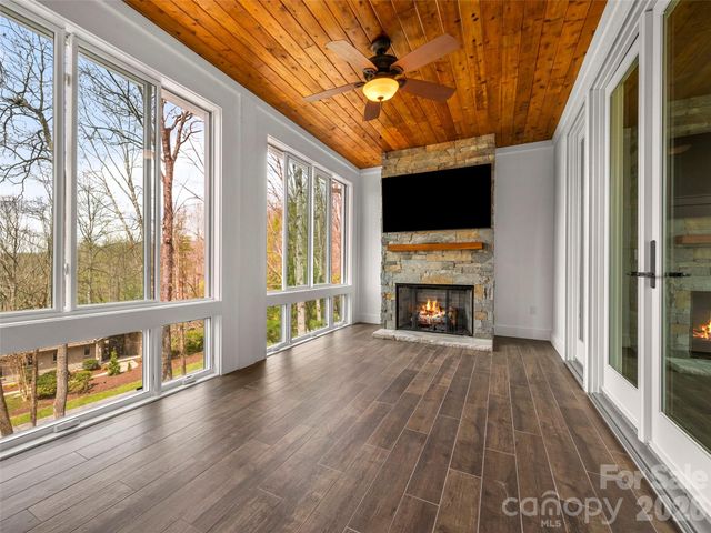 69 Old Hickory Trail, Hendersonville, NC 28739