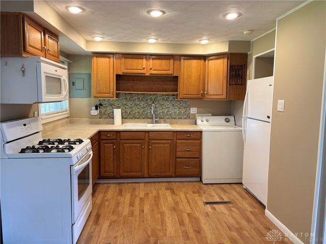 4470 Mahler Drive, Huber Heights, OH 45424