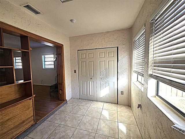 2009 CEDAR RUN DRIVE, Plant City, FL 33563