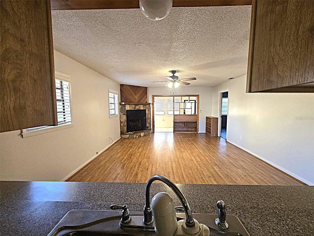 2009 CEDAR RUN DRIVE, Plant City, FL 33563