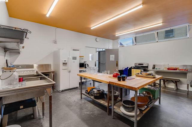 2550 Dana St 5F, Berkeley, CA 94704