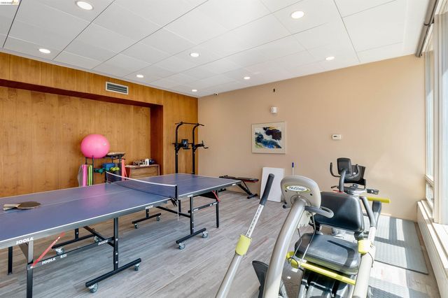 2550 Dana St 5F, Berkeley, CA 94704