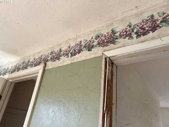 1032 MARINA HEIGHTS Rd, Brookings, OR 97415