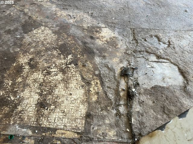 1032 MARINA HEIGHTS Rd, Brookings, OR 97415