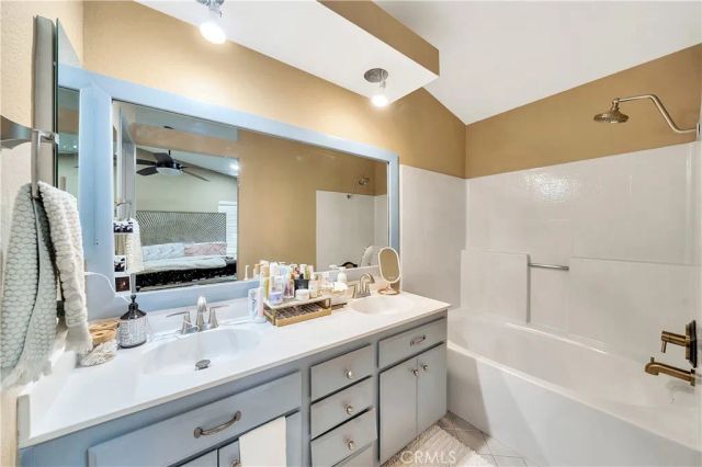 31 Santa Agatha, Rancho Santa Margarita, CA 92688