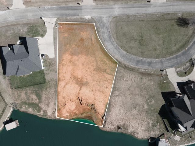 4012 Upper Lake Circle, Granbury, TX 76049