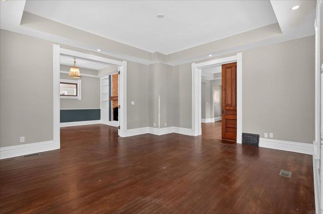 337 Almond Street, Waterloo, IA 50703