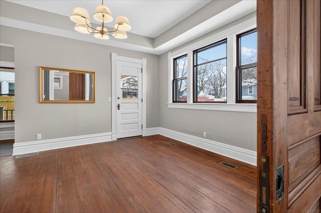 337 Almond Street, Waterloo, IA 50703