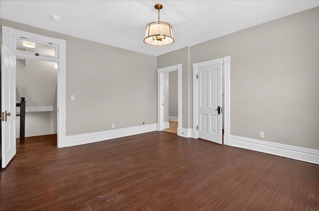 337 Almond Street, Waterloo, IA 50703