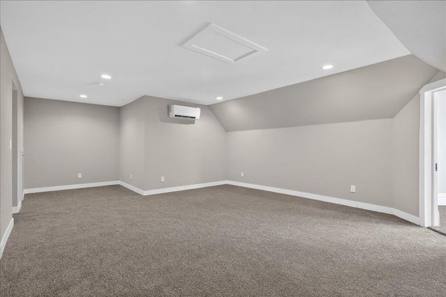 337 Almond Street, Waterloo, IA 50703