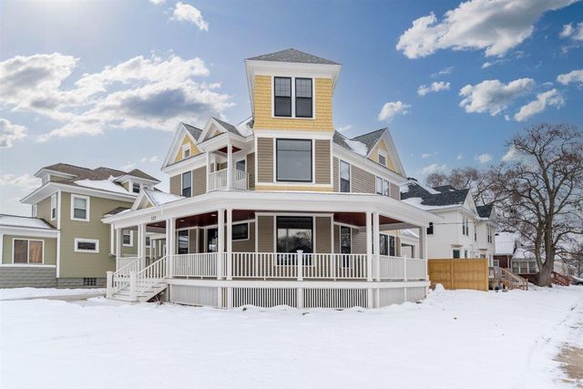 337 Almond Street, Waterloo, IA 50703