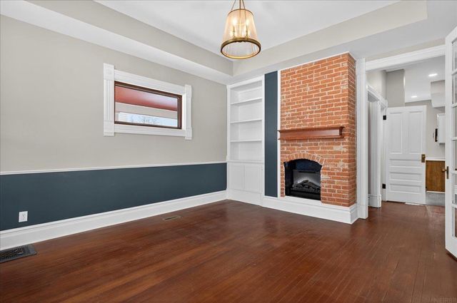 337 Almond Street, Waterloo, IA 50703