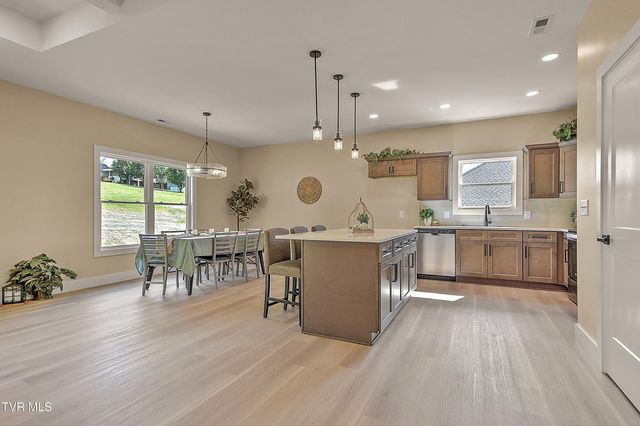 462 Middays Rest, Jonesborough, TN 37659