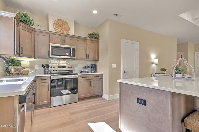 462 Middays Rest, Jonesborough, TN 37659