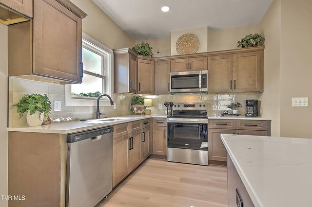 462 Middays Rest, Jonesborough, TN 37659