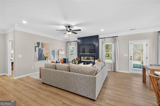 553 Grover Street, Hoschton, GA 30548
