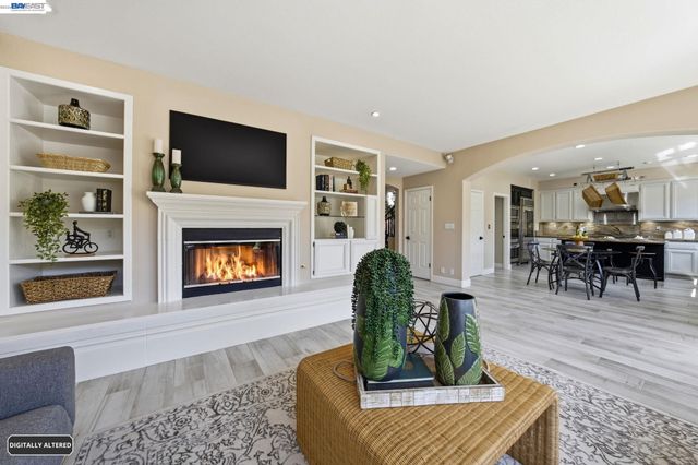 6031 Hedgecrest Cir, San Ramon, CA 94582