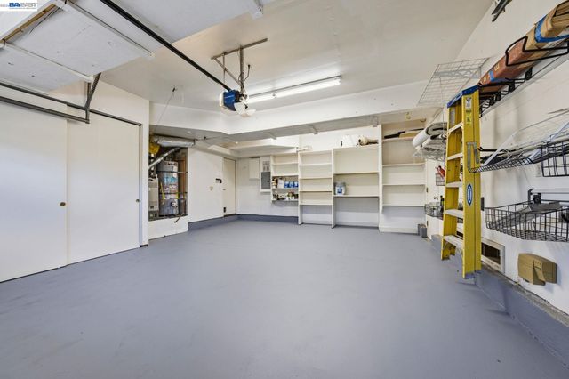 6031 Hedgecrest Cir, San Ramon, CA 94582