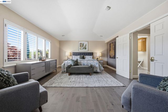 6031 Hedgecrest Cir, San Ramon, CA 94582