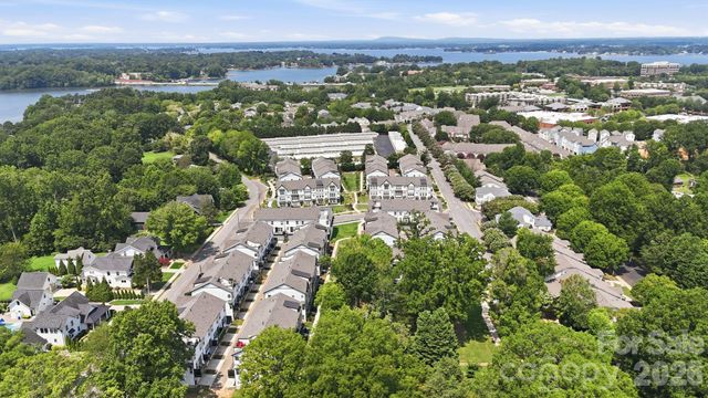 215 Tamala Street, Davidson, NC 28036