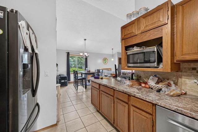 2153 S Lark Ct, Wichita, KS 67209