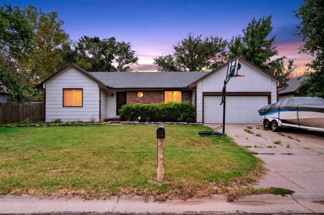 2153 S Lark Ct, Wichita, KS 67209