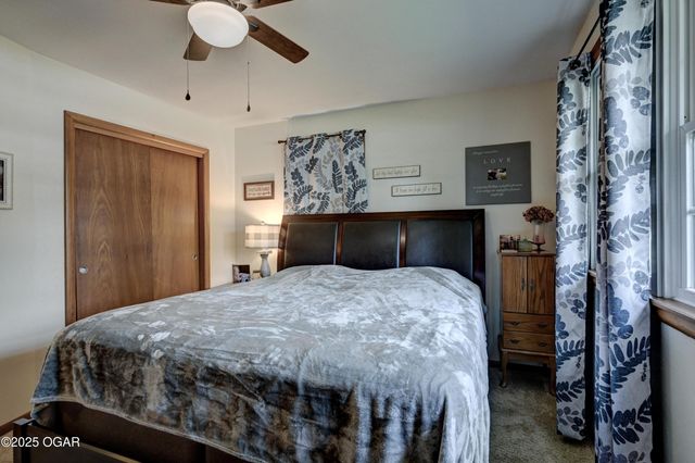 1012 Euclid Boulevard, Carthage, MO 64836