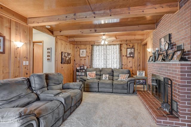 1012 Euclid Boulevard, Carthage, MO 64836