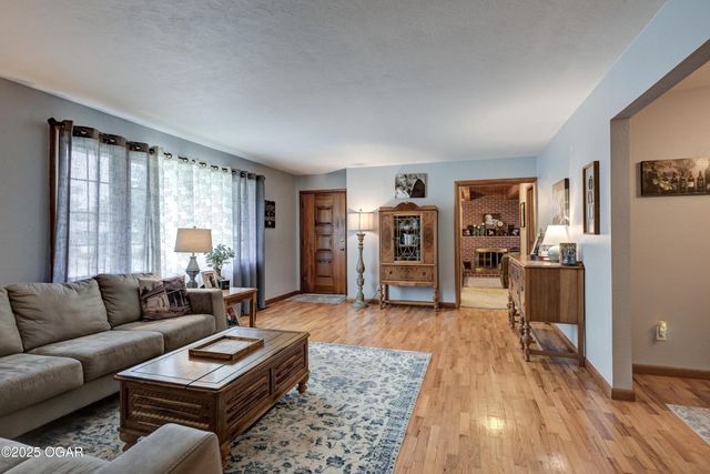 1012 Euclid Boulevard, Carthage, MO 64836