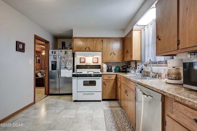 1012 Euclid Boulevard, Carthage, MO 64836