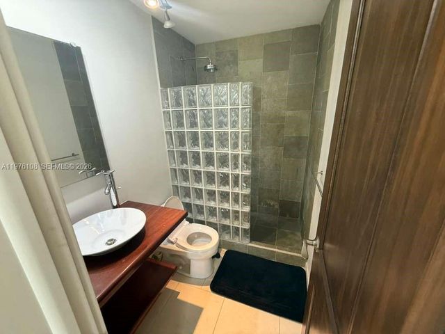 2201 Brickell Ave 98, Miami, FL 33129