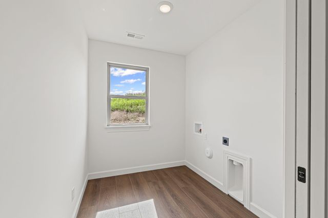 4519 ESTACADA DR, Columbia, MO 65201