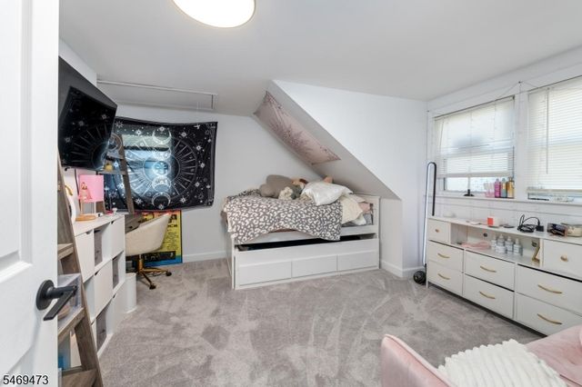 59 Fairview Dr, West Milford Twp., NJ 07421