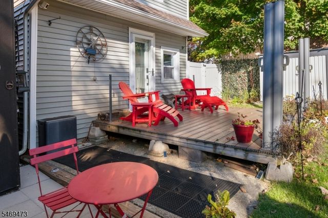 59 Fairview Dr, West Milford Twp., NJ 07421