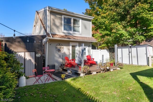 59 Fairview Dr, West Milford Twp., NJ 07421