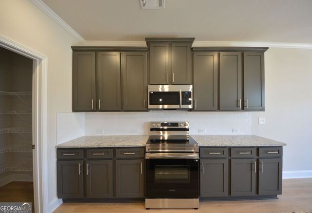 3825 Billabong Trail, Gainesville, GA 30506