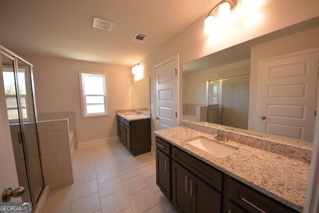 3825 Billabong Trail, Gainesville, GA 30506
