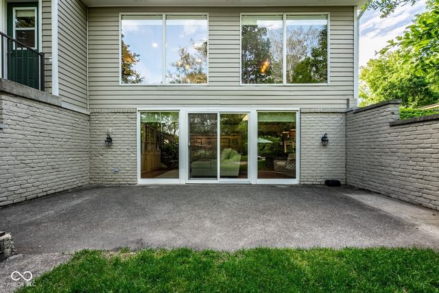 12222 Castle Court, Carmel, IN 46033