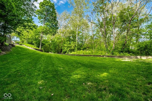 12222 Castle Court, Carmel, IN 46033