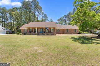 119 Elliswood Drive, Statesboro, GA 30458
