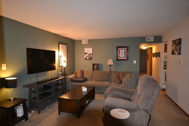 9526 S 53rd Avenue 3N, Oak Lawn, IL 60453